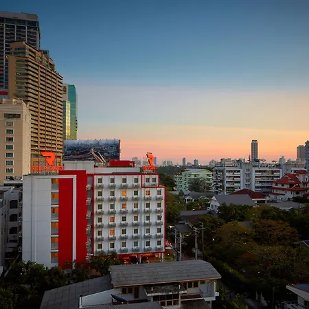 Easy Planet Bangkok Asoke