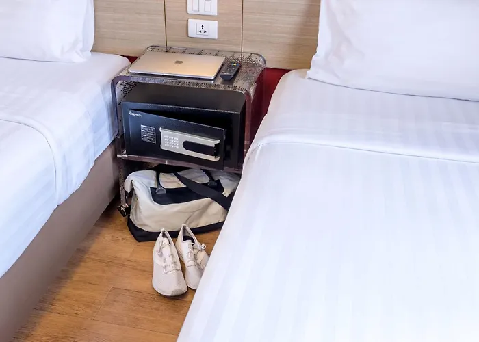 Easy Planet Asoke Hotel Bangkok
