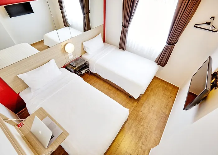 Easy Planet Asoke Bangkok