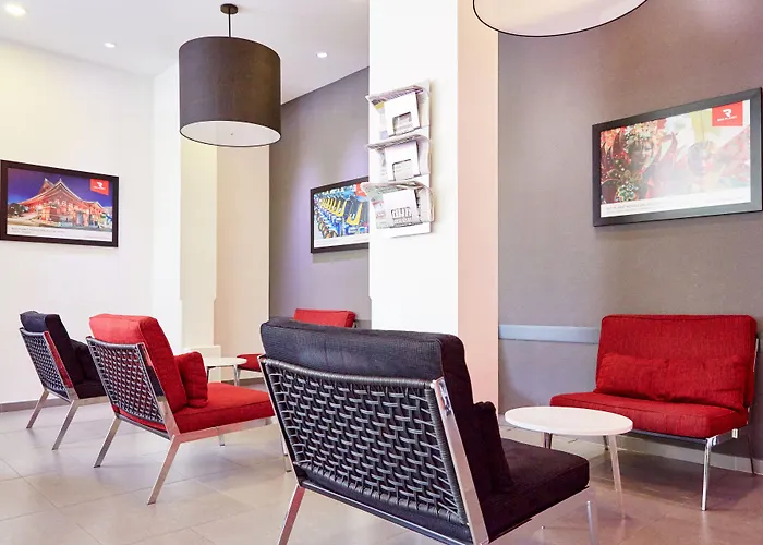 Easy Planet Asoke Hotel Bangkok