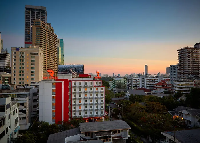 Hotel Easy Planet Asoke Bangkok