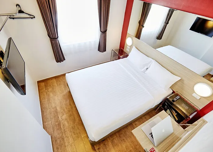 Easy Planet Asoke 3*