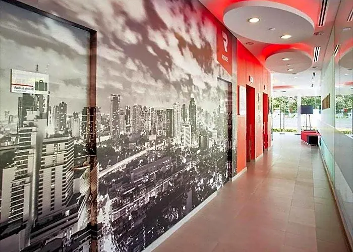 Easy Planet Asoke Hotel 3*