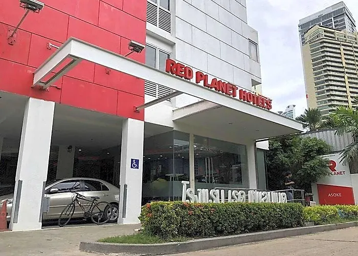 Easy Planet Asoke 3* Bangkok