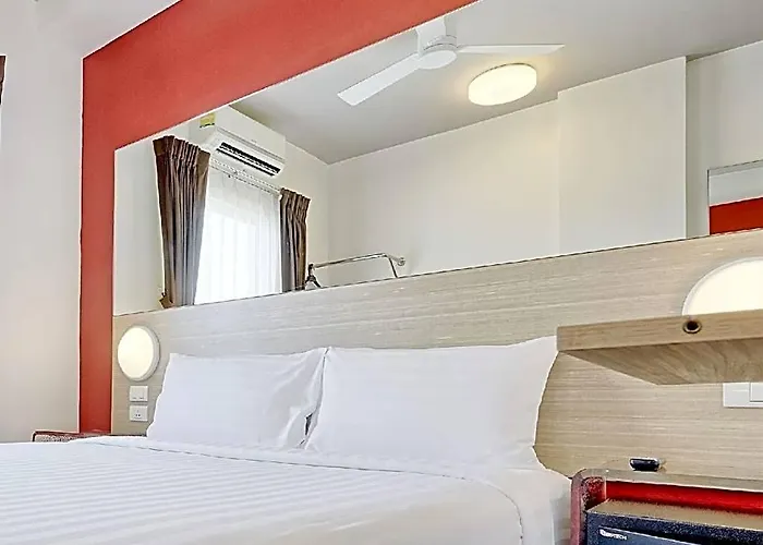 Easy Planet Asoke Hotel 3*