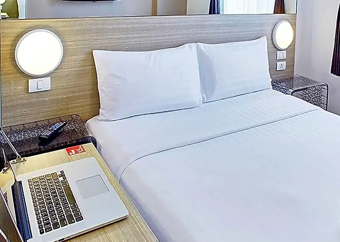 Hotel Easy Planet Asoke Bangkok