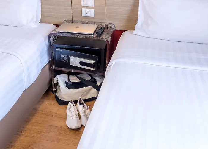 Easy Planet Asoke 3*